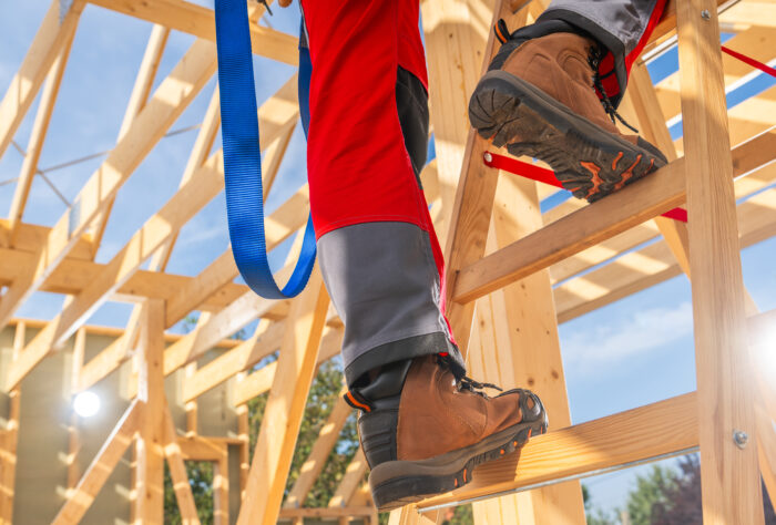 PPE Non-Slip Footwear for Roofing - Refresher